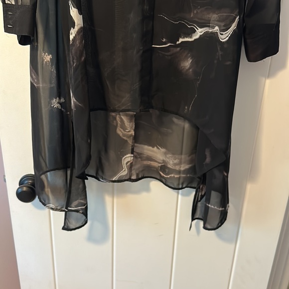 Sheer Dress Shirt Hi Low - Picture 3 of 3